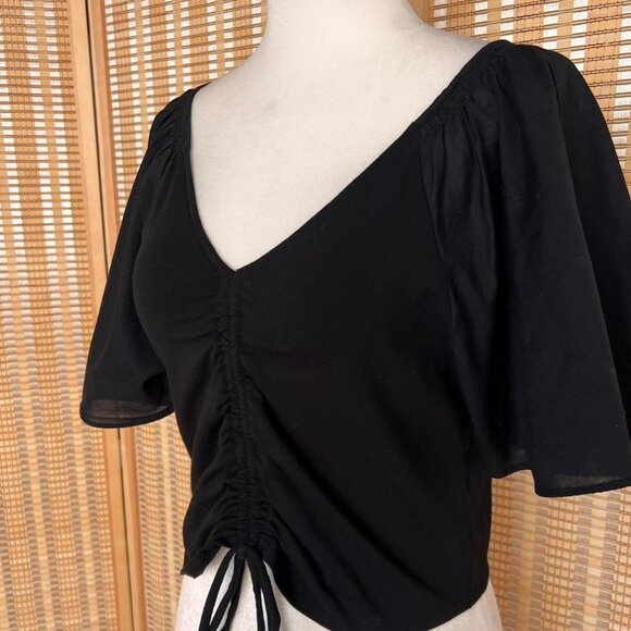 Black Maeve Anthropologie cropped short flowy sleeved v-neck top - Picture 2 of 5